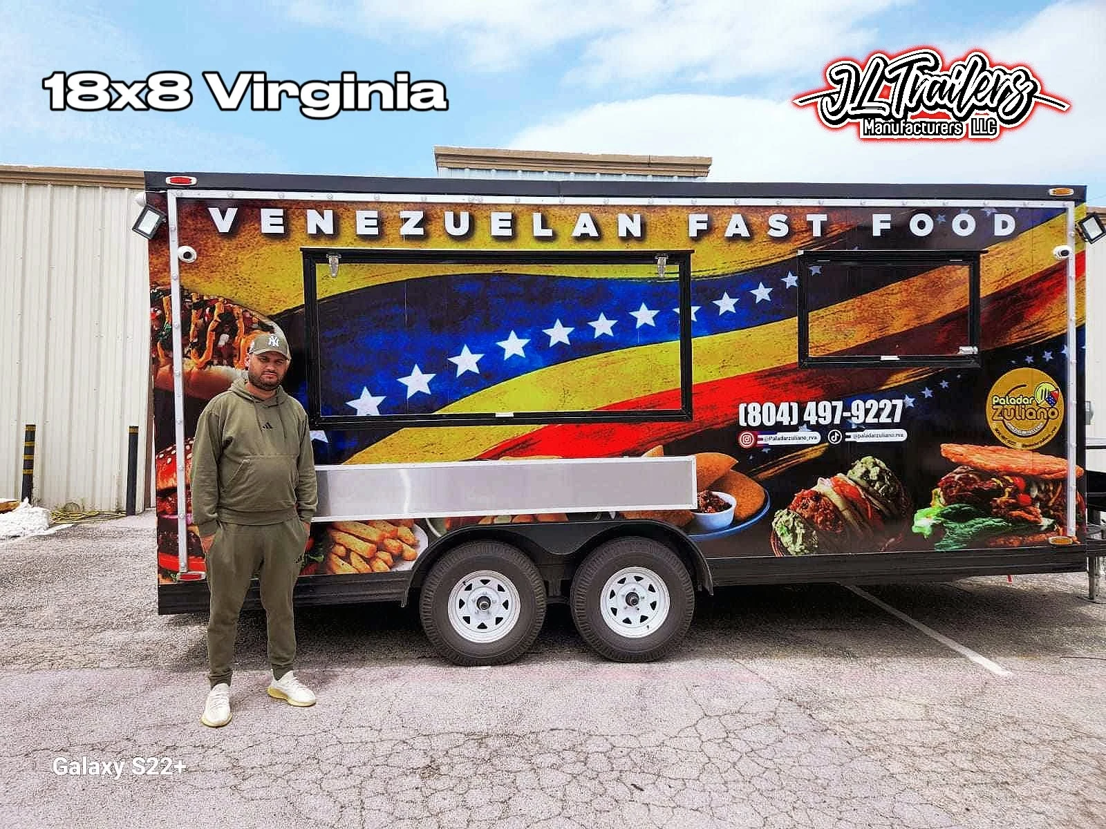 18x8 Venezuelan Fast Food (Virginia)
